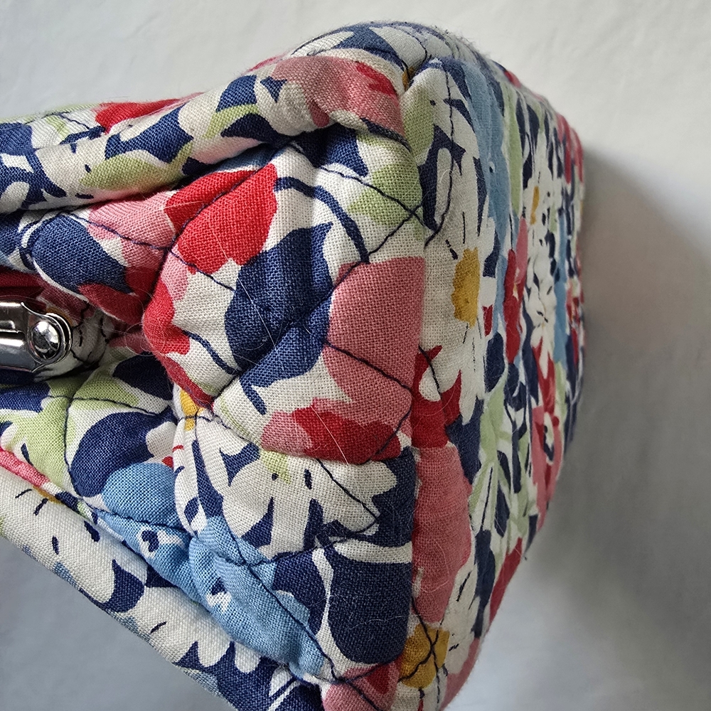 Vera Bradley Eloise Frame Quilted Shoulder Bag - Retired Print Kisslock purse - Picture 8 of 11